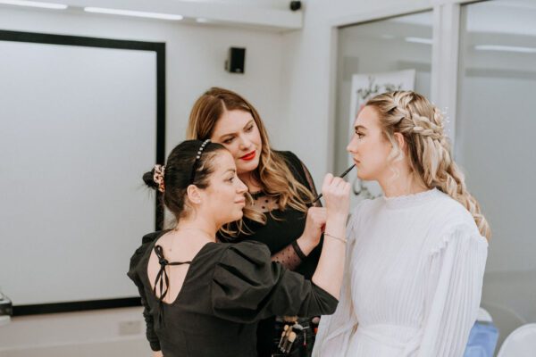 bridal makeup and hair course