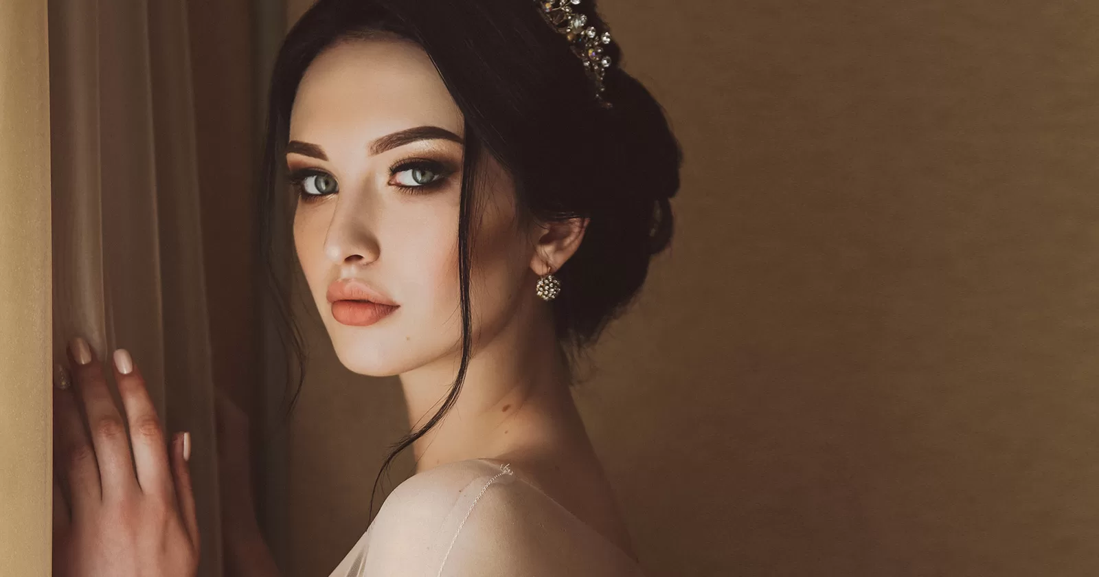 6 Smokey Eye Wedding Makeup Looks Make Up In Orangeries