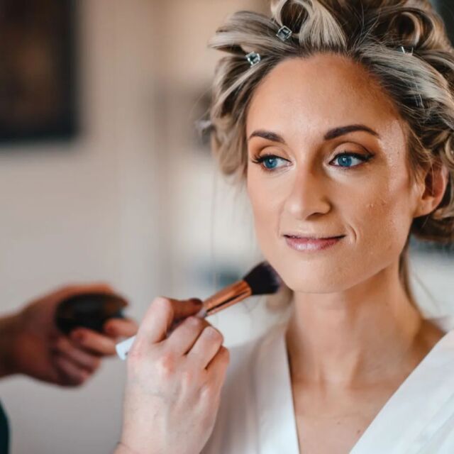 Let the wedding morning magic begin! 💫
.
.
.
My beautiful bride @charisking
Photo credit @parkershotsltd
