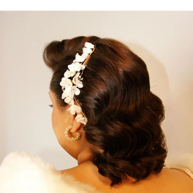 🌊✨ Embrace Timeless Elegance with Classic Siren Waves! ✨🌊

Whether your hair is long and flowing or short and chic, the Siren Waves bridal hairstyle exudes pure class and charm. 👰💫

One of my favourite bridal hairstyles for short or long hair. Styled by one of MIO's Team & finished with @thebobbypinuk hair comb.

Hair @makeup_in_orangeries
Model @makeup.and.beauty.by.bex 

#BridalHair #SirenWaves #ClassicElegance #BridalStyle #TimelessBeauty #WeddingInspiration
